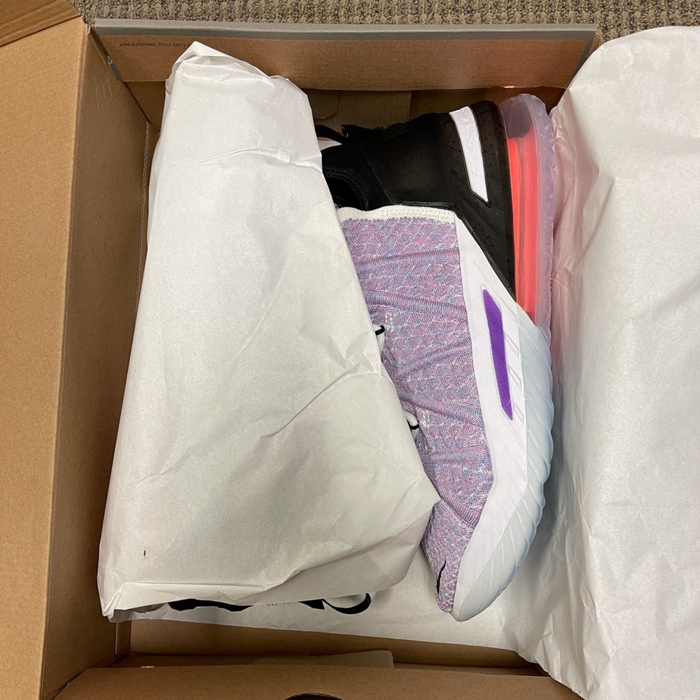 NIKE LeBron 18 “Blue Multi” BRAND NEW Men’s Size13